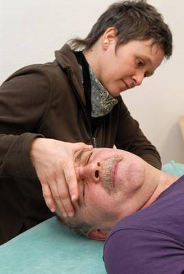 Schmerzbehandlung mit Chiropraktik